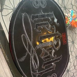 Kat Von D fetish pallete